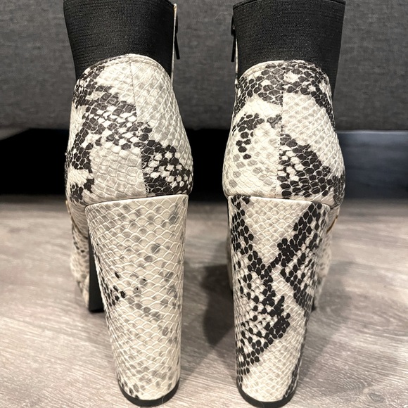Nordstrom White Snakeskin Platform Heels - Picture 4 of 6
